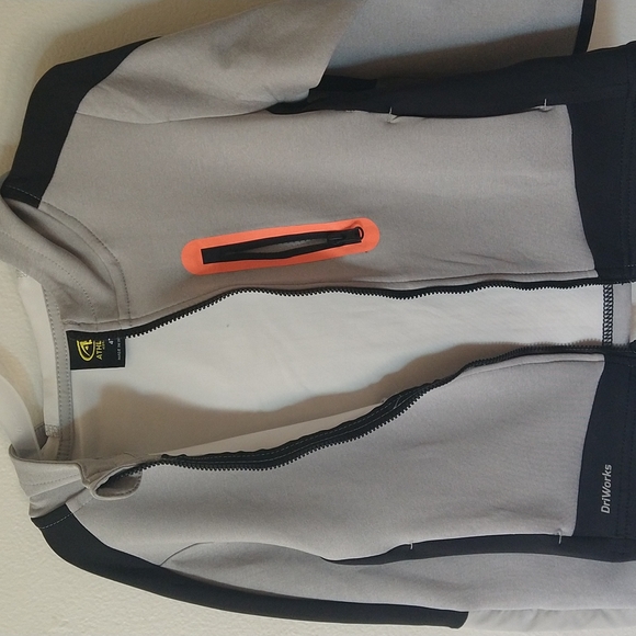 Jacket - Picture 9 of 9